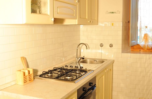 Camporgiano Apartment | VILLA BENEDETTA, Casa Lola # 2