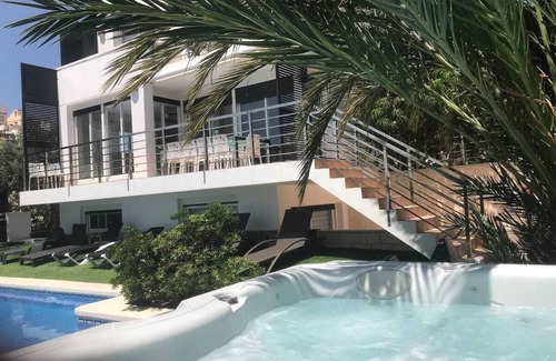 Finestrat Villa | VILLA BENIDORM/SEA VIEWS, Last minute offer -50%