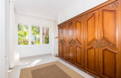 Canet de Mar Villa | Villa 'Berganti' with Private Pool, Wi-Fi and Air Conditioning