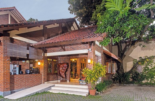 Prawirotaman Villa | Villa bernuansa taman yang asri