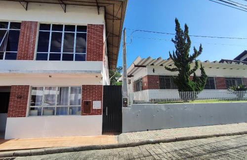 Velha Apartment | VILLA BILAC 06 - Amplo Studio próximo à Vila Germânica