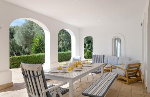 Benalup-Casas Vieja House | Villa Birdie
