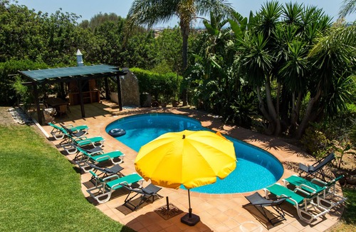 Boliqueime Villa | Villa Bliss - 450m² Luxury Oasis w/ Saltwater Pool