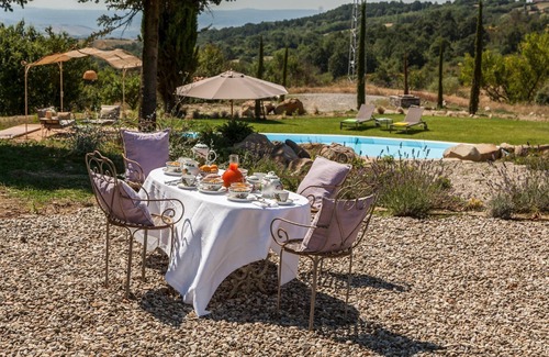 Radicofani Villa | Villa Bocaccio - Five Bedroom Villa, Sleeps 10