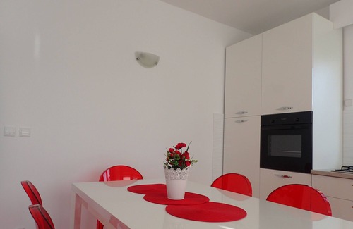 Slano Apartment | Villa BONADEA - modern two bedroom apartment at seafront, perfect getaway