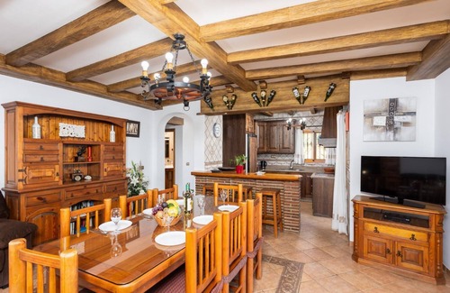 Nerja Villa | Villa Bonifacio - Four Bedroom Villa, Sleeps 7