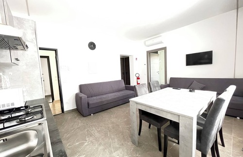 Torre Pedrera Apartment | Villa Borghesi suites app 4 primo piano