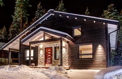Sappee Villa | Villa Borealis