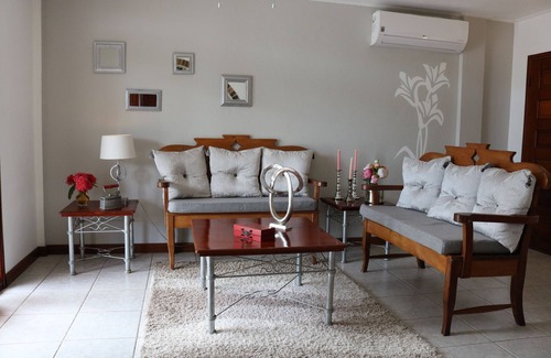 Belize City Bed & Breakfast | Villa Boscardi - Deluxe King Room. Full Breakfast Included