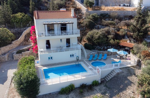 Kokkinon Khorion Villa | Villa Bougainvillea, Stunning Sea view, Near Almyrida, 2 Private Pools, Sleeps 7