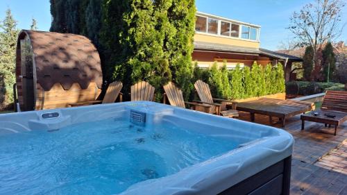 Boyana Villa | Villa Boyana City & Relax with Hot Jacuzzi and Sauna by BookVillaBG