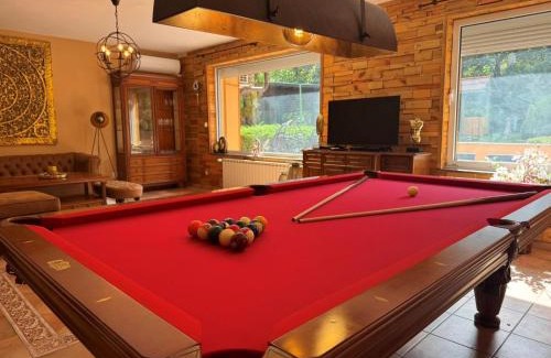 Boyana Villa | Villa Boyana City & Relax with Hot Jacuzzi and Sauna by BookVillaBG