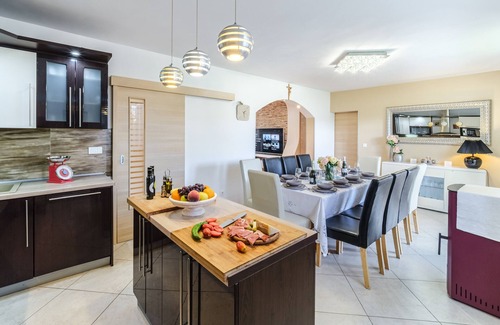 Milna (Brac) Villa | Villa Bravura SAVE 20 percent on Split-villas com