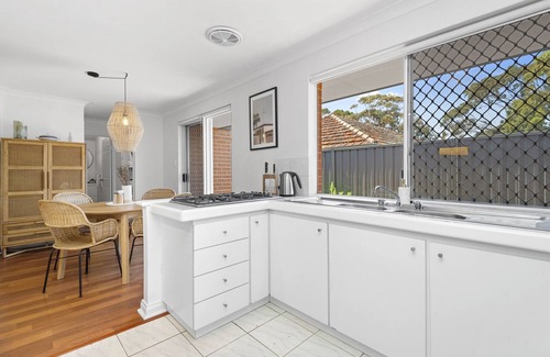 Scarborough House | Villa Brisa Marina, 600m to Scarborough Beach!