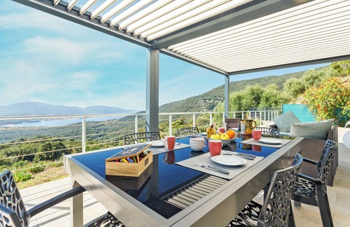 Olmeto Villa | Villa 'Bumortu' with Sea View, Wi-Fi and Air Conditioning