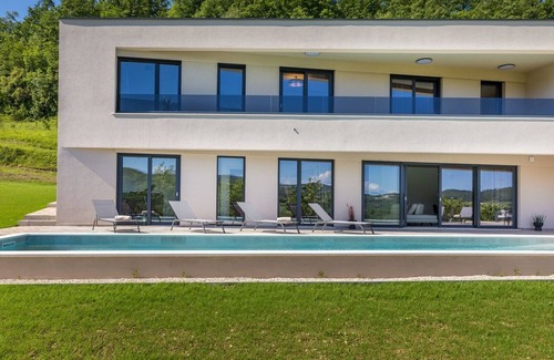 Pazin Villa | Villa Butoniga Hills - luxurious villa with pool
