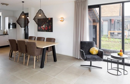 Ossenzijl Villa | Villa by Weerribben Park