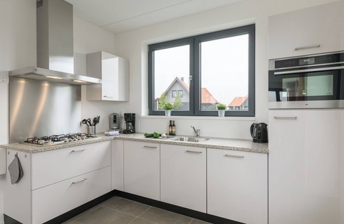 Ossenzijl Villa | Villa by Weerribben Park