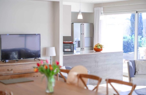Castelnau-de-Montmiral Villa | Villa Castelnau Deluxe - air conditioning & heated pool in the castle grounds - IV