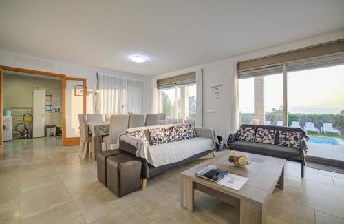 Urbanizacion S'Estanyol House | Villa Ca'n Tugores by Rentallorca