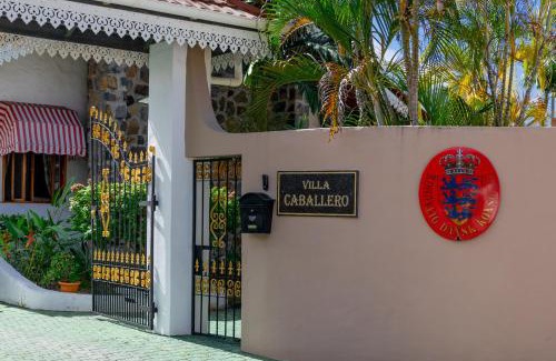 Mahe Island Ski Chalet | Villa Caballero