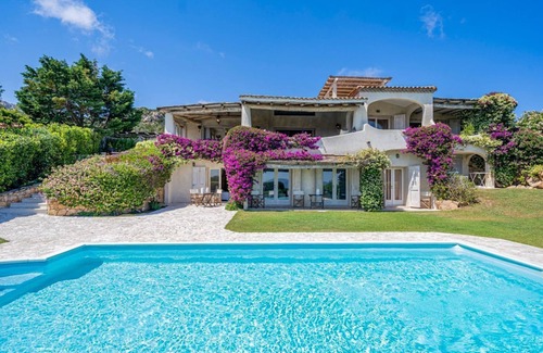 Abbiadori Villa | Villa Caboni - Six Bedroom Villa, Sleeps 12