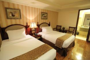 Naga Hotel | Villa Caceres Hotel