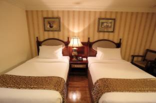 Naga Hotel | Villa Caceres Hotel