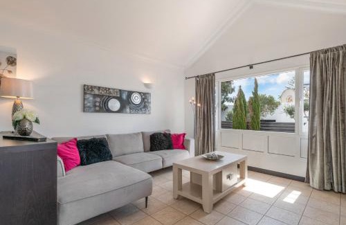 Los Mojones Villa | Villa Calima Deluxe con Piscina