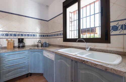 Alora Villa | Villa "Caminito del Rey" with Mountain View, Pool, Garden, Air Conditioning & Wi-Fi