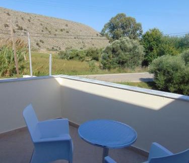 Georgioupolis House | Villa Campos- Less than 5-Min Walk to Kalivaki Beach