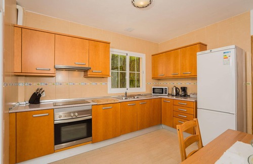 Puig de Ros Villa | Villa CAN CALDERO- Chalet for 8 people in Puig de Ros with terrace and private pool - Free Wifi