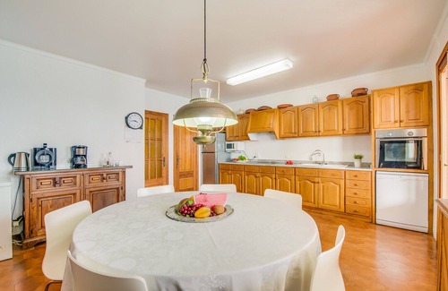 Alcanada Ski Chalet | Villa Can Torrens seafront house in Alcudia