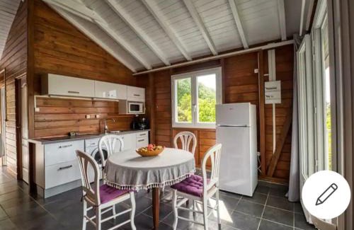 Terre-de-Haut Apartment | VILLA CANA avec SPA -Proche bourg - Calme