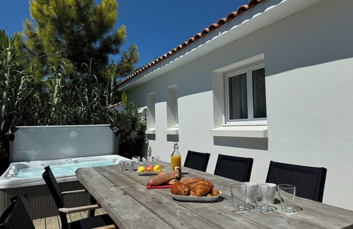 Notre-Dame-de-Monts Villa | Villa Canada - Domaine Le Sherwood