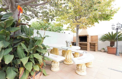 Roda de Bara House | Villa CanRoda - Piscina Privada, Vistas increibles, A/C