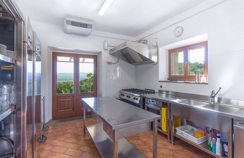 Sansepolcro Villa | Villa Cantone with view, private pool and private SPA, perfect for groups!