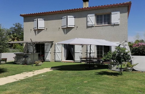 Beziers House | Villa Cap D'Agde Avec Jacuzzi, Piscine à 5 Minutes à Pied de la Plage