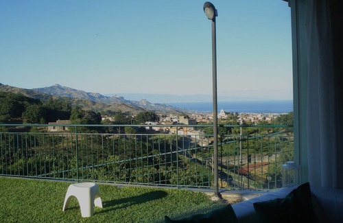 Piedimonte Etneo Villa | Villa Capogrecale Private Heated Pool - CIN IT087035C245SN2KMN
