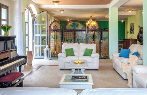 Serravalle di Chienti Villa | Villa Cappelletti 16+2, Emma Villas