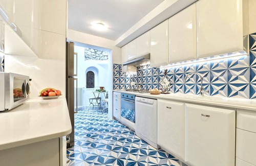 Marina Piccola Villa | VILLA CAPRI MARINA - Four Bedroom Villa, Sleeps 8