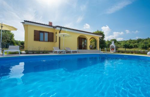 Rogocana Villa | Villa Carmela