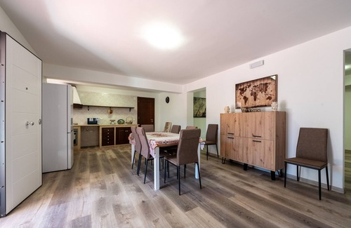 Torre Colonna-sperone Villa | Villa 'Carola Piano Terra' with Shared Pool, Wi-Fi and Air Conditioning