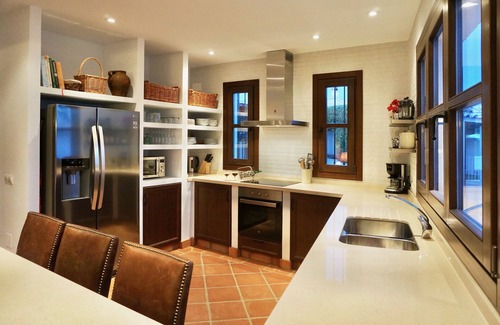 Chimenea Villa | Villa 'Casa Alba' with Sea View, Wi-Fi and Air Conditioning