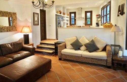 Chimenea Villa | Villa 'Casa Alba' with Sea View, Wi-Fi and Air Conditioning