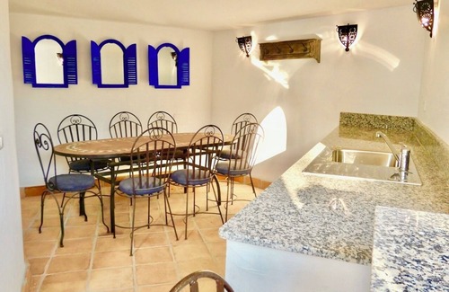 Chimenea Villa | Villa 'Casa Alba' with Sea View, Wi-Fi and Air Conditioning