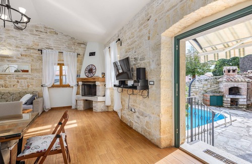 Tinjan Villa | Villa Casa Antignana with pool in Tinjan, Istria