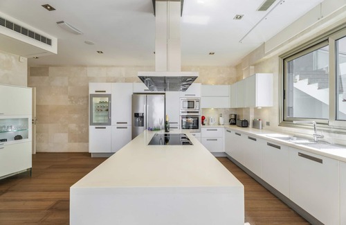 San Eugenio Villa | Villa "Casa Bella Vista" with Sea View, Pool, Whirlpool, Sauna, Wi-Fi, A/C, Balcony & Terrace