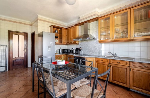Felgueiras Villa | Villa 'Casa Campo Da Feira' with Private Pool, Private Terrace and Wi-Fi