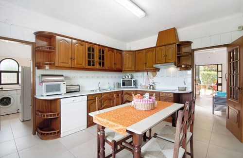 Cerro do Mocho Villa | Villa 'Casa Da Oliveira' with Private Pool, Wi-Fi and Air Conditioning